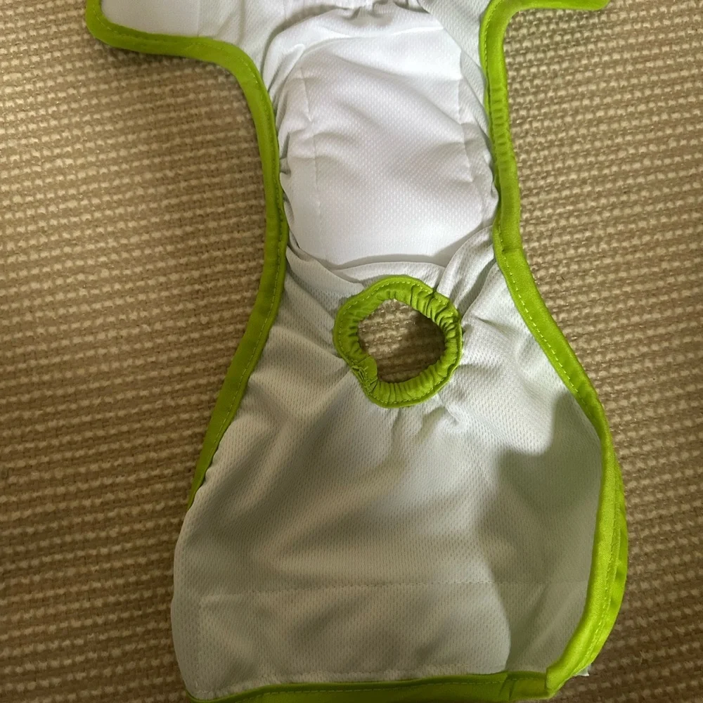 NEW NWOT light green DOGGIE PUPPY DOG DIAPER adjustable size S w/ tail opening